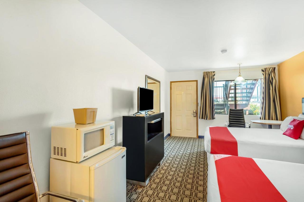 Arlington Motor Inn Экстерьер фото