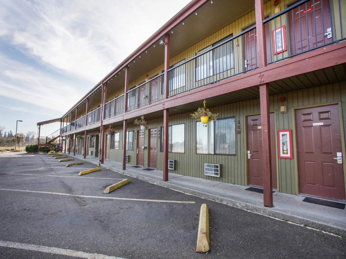 Arlington Motor Inn Экстерьер фото